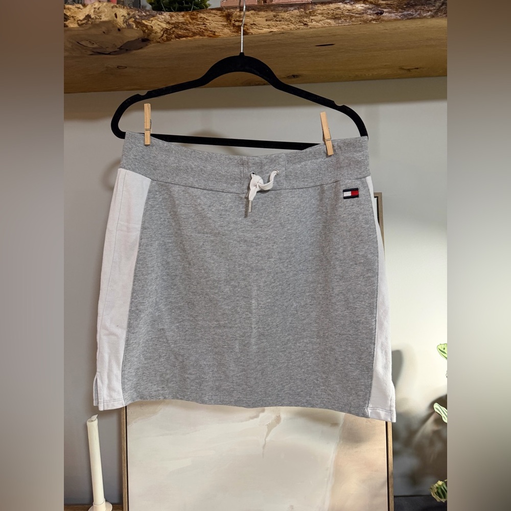 NWOT Tommy Hilfiger Gray Drawstring Cotton Sport Skirt